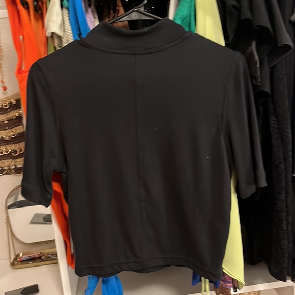 Women’s Nike Crop Top NWT - Picture 3 of 5